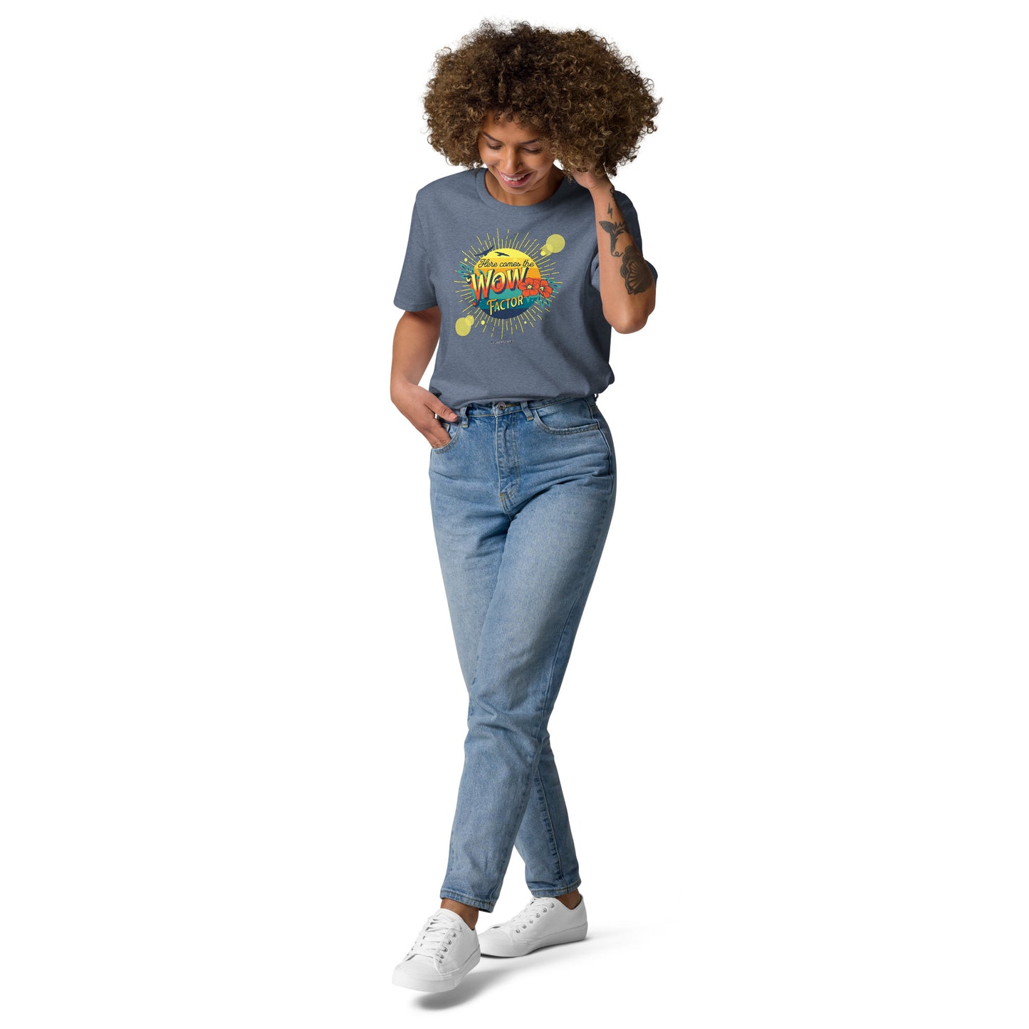 Unisex organic cotton t-shirt - Here Comes The Sun's Wow Factor