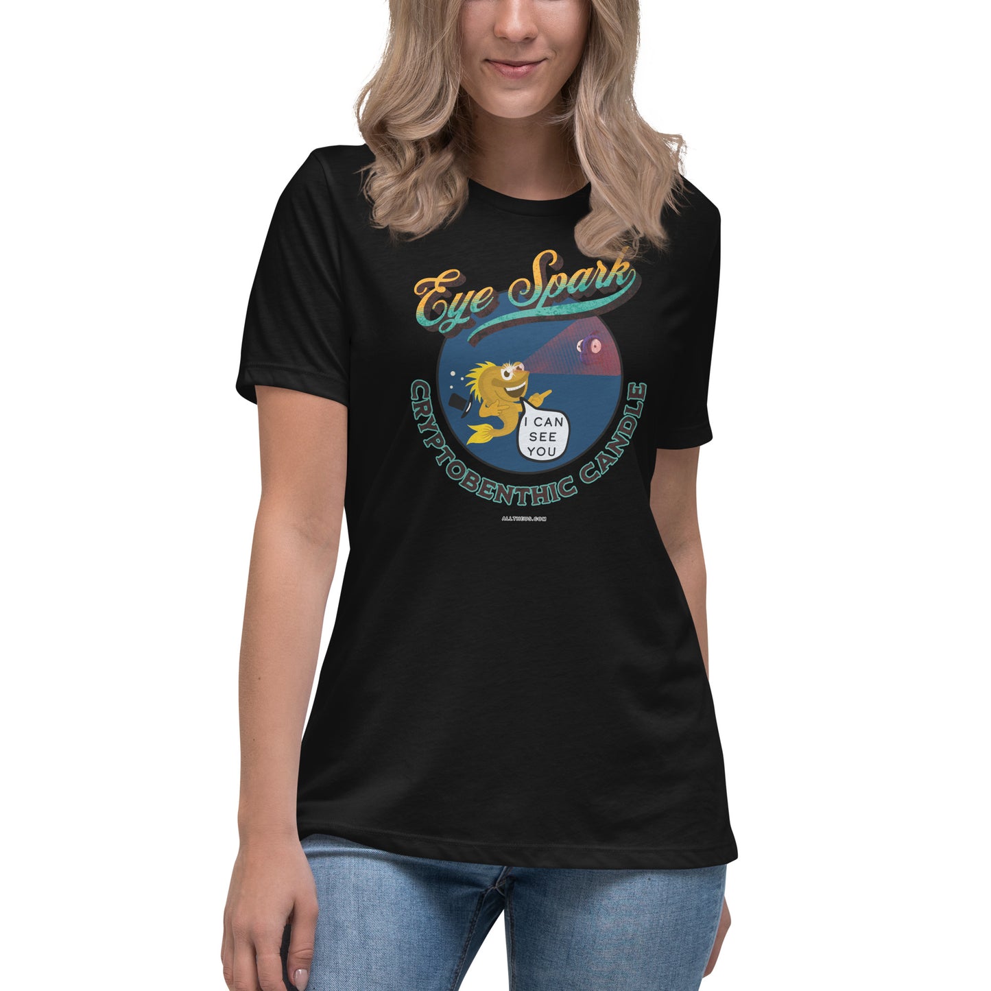 Women's Relaxed T-Shirt - A Top Hat & A Triplefin Eye Twinkle?